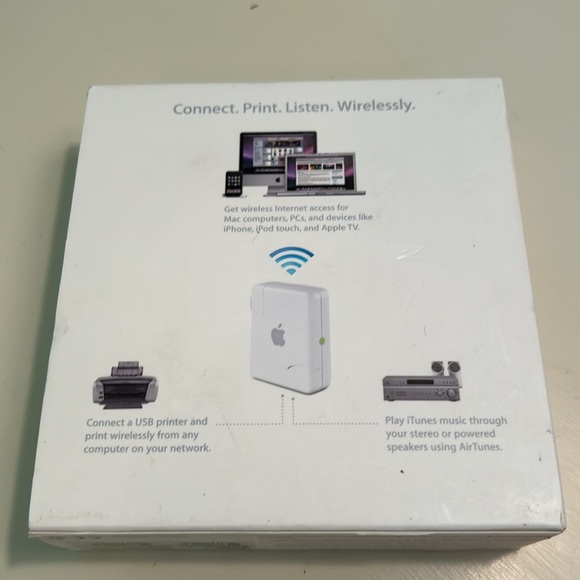 AirPort Express 1st Genertion GUC - Picture 3 of 6